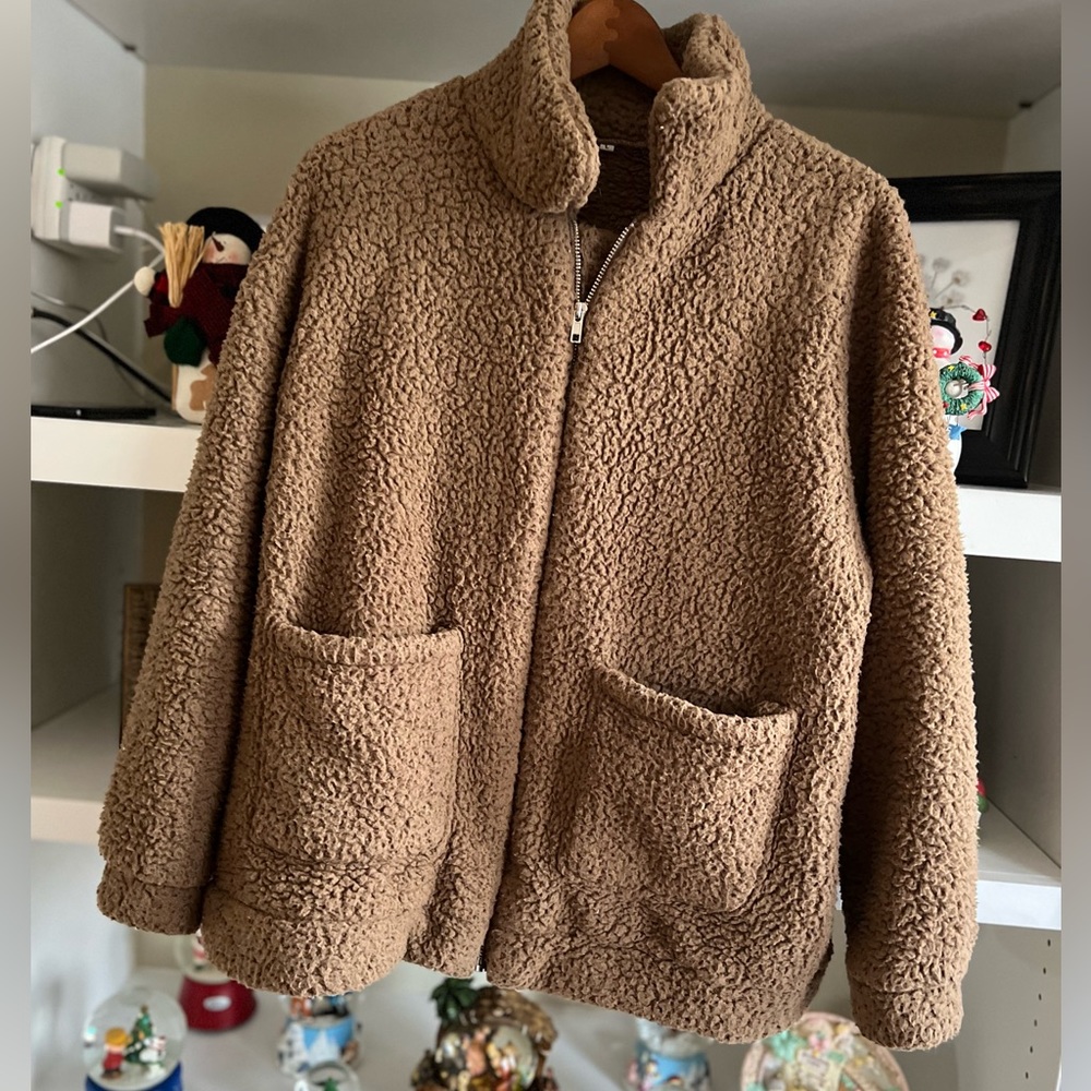 Women’s shaggy fleece long sleeve coat sz L
